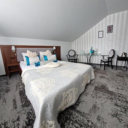 Cynamon Hotel โนวิซอนช์ ภายนอก รูปภาพ