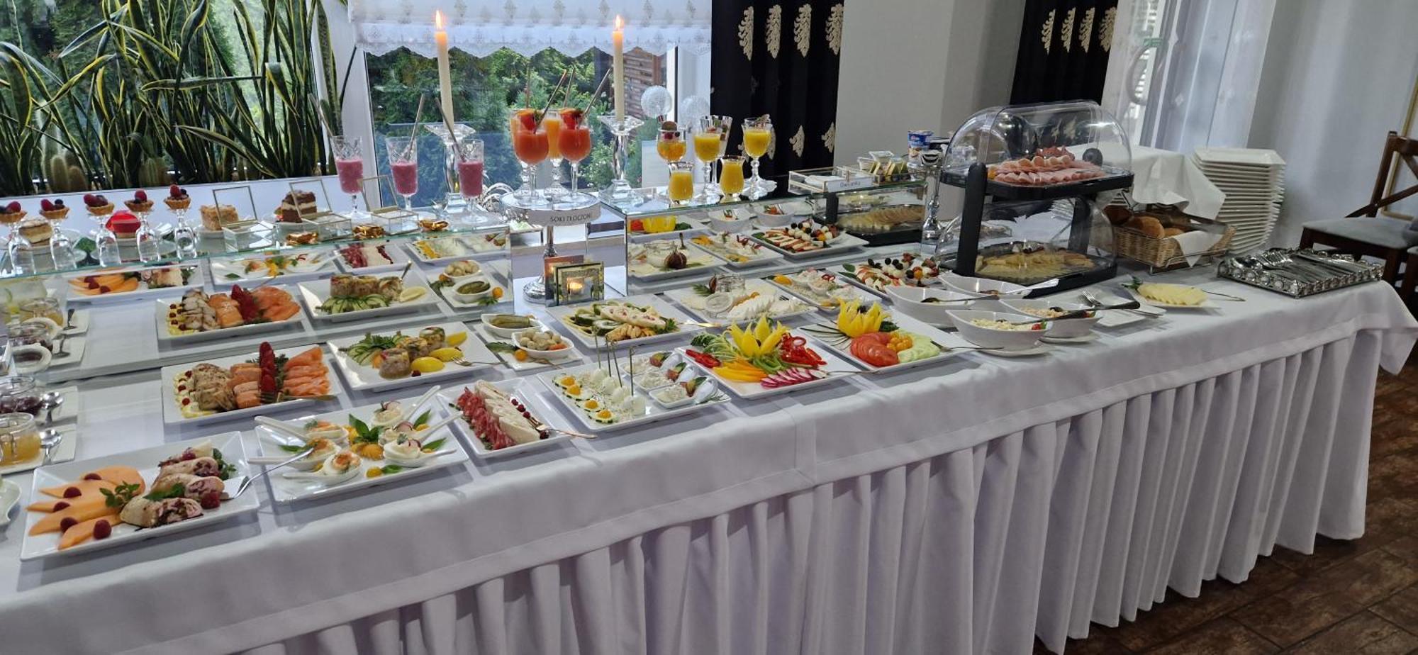 Cynamon Hotel โนวิซอนช์ ภายนอก รูปภาพ