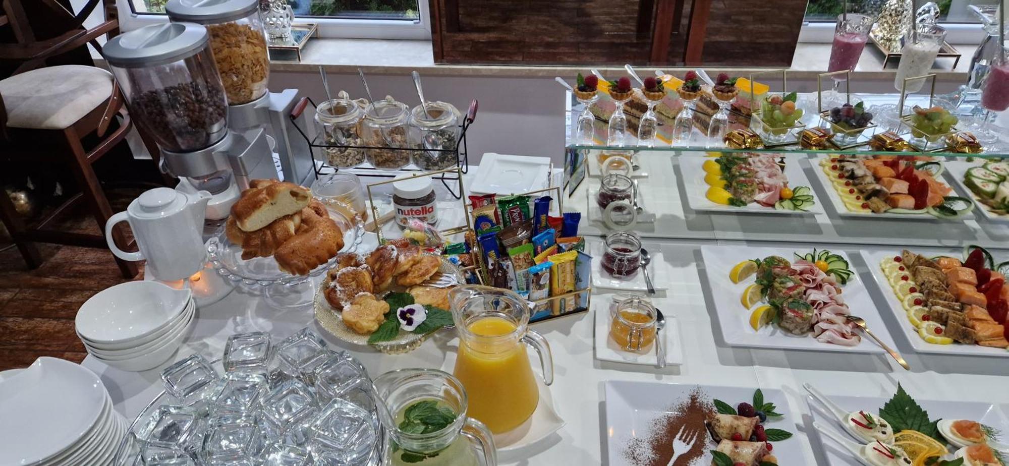 Cynamon Hotel โนวิซอนช์ ภายนอก รูปภาพ
