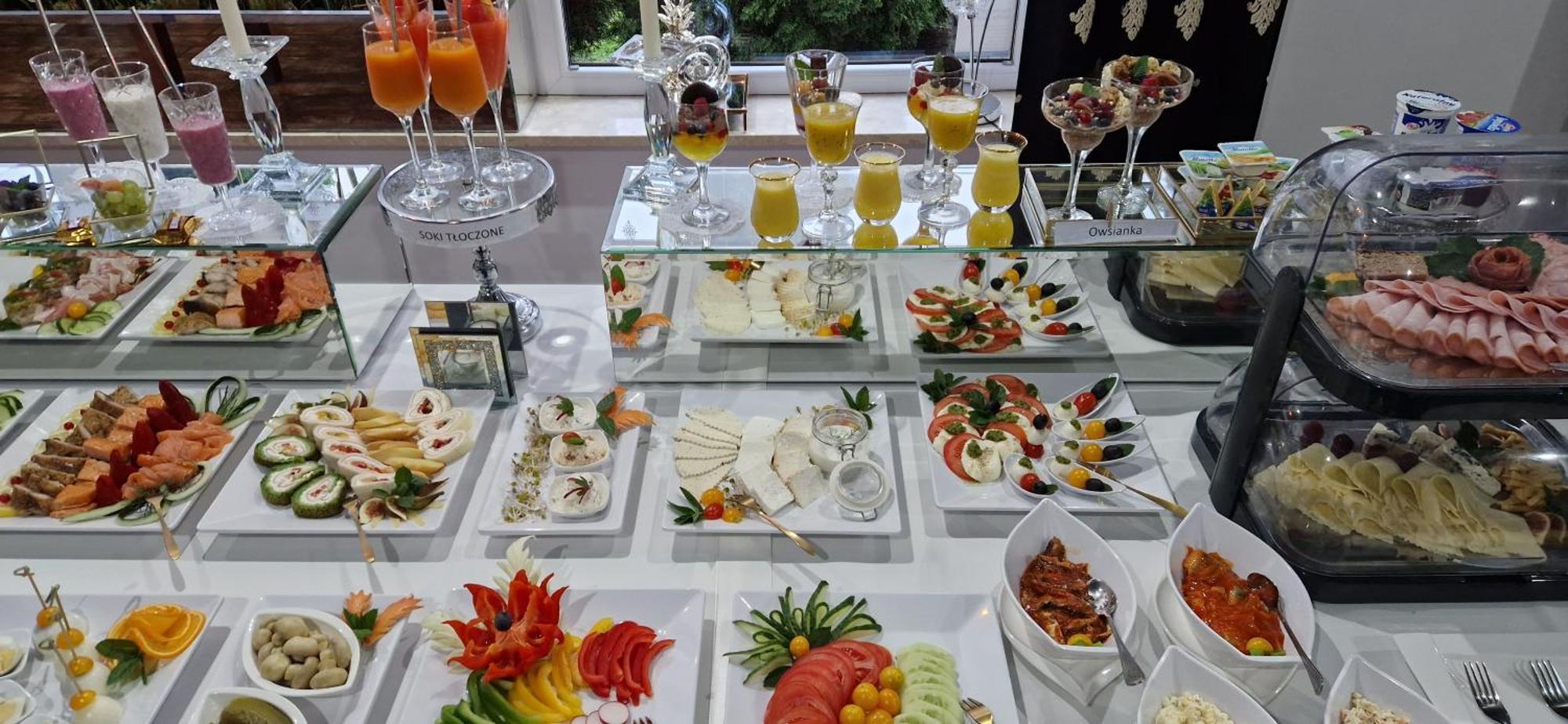 Cynamon Hotel โนวิซอนช์ ภายนอก รูปภาพ