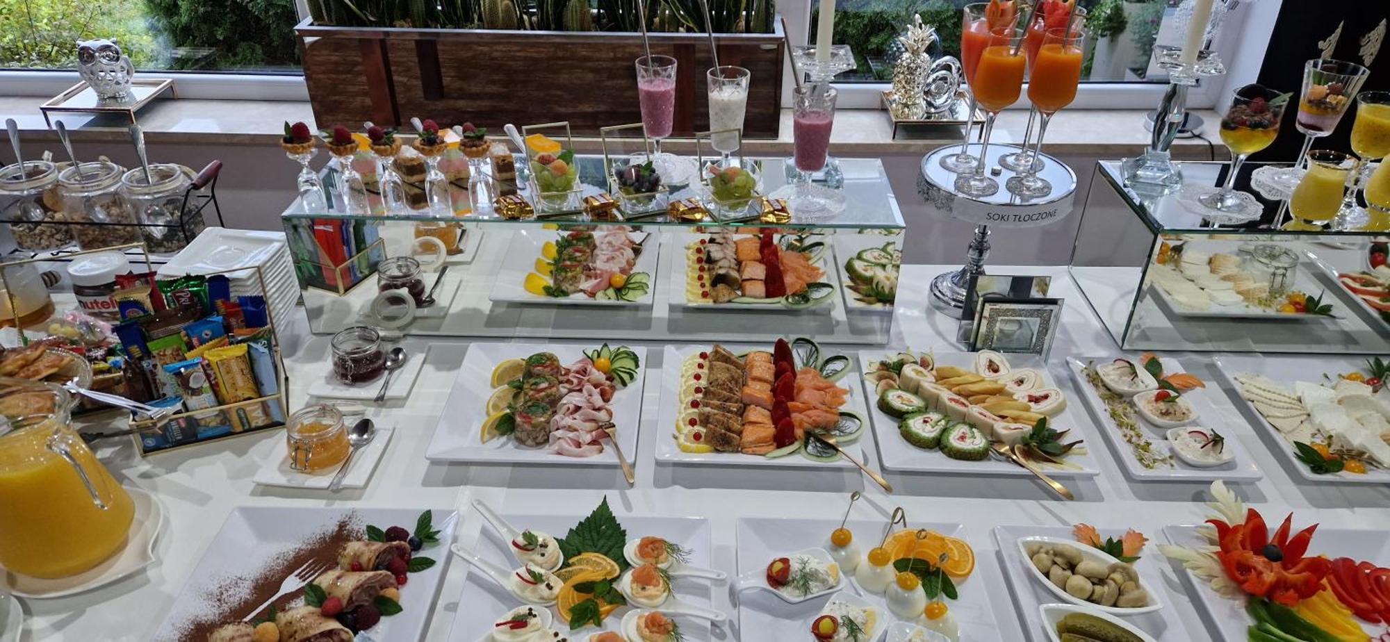 Cynamon Hotel โนวิซอนช์ ภายนอก รูปภาพ