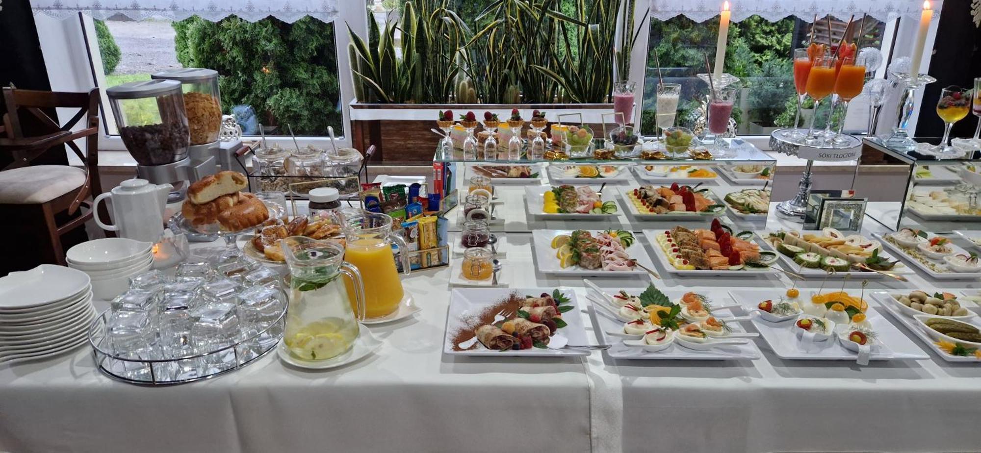 Cynamon Hotel โนวิซอนช์ ภายนอก รูปภาพ