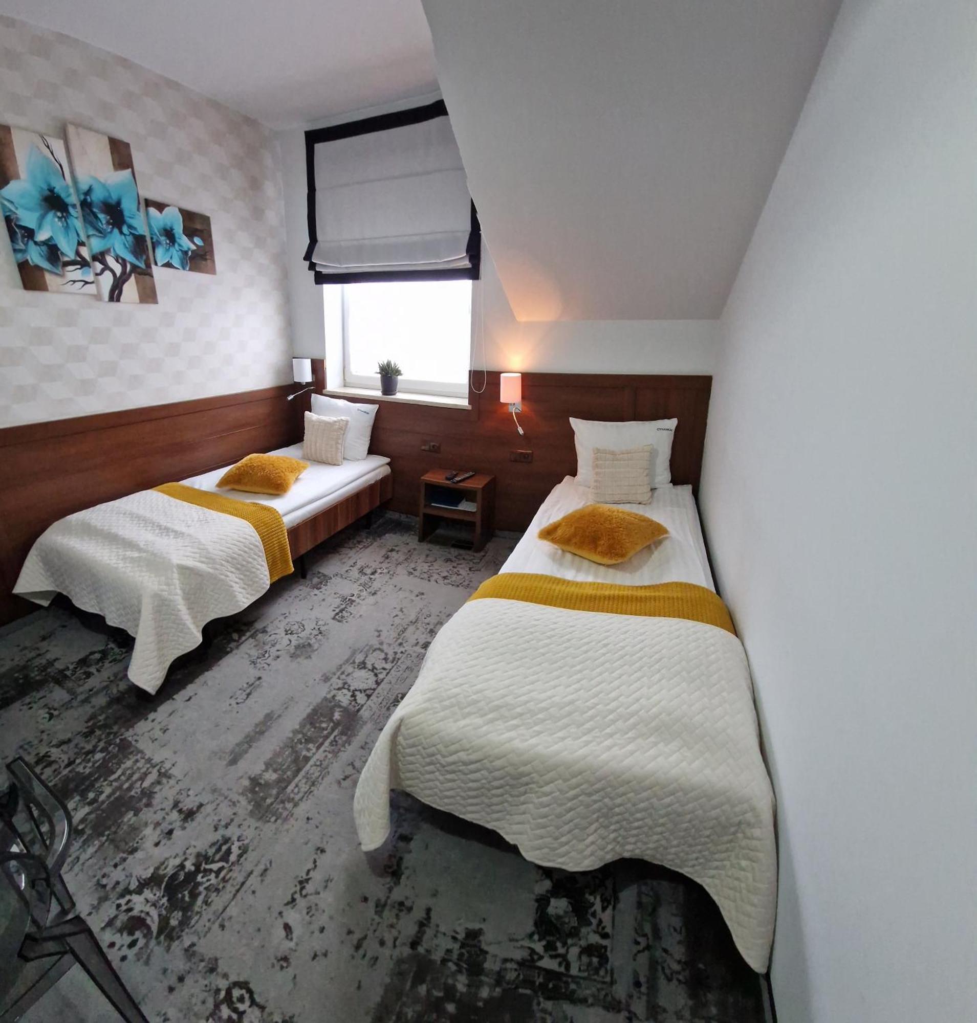 Cynamon Hotel โนวิซอนช์ ภายนอก รูปภาพ